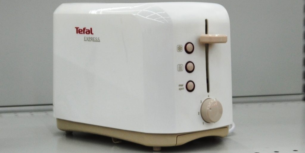 Един от най-добрите тостери Tefal Tefal TT 3571 Express Tefal TT 3571 Express снимка