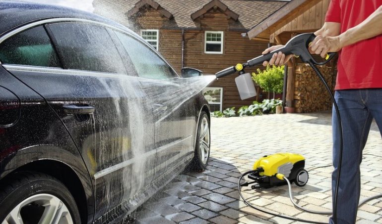 Odabir auto šampona Odabir pravog šampona za automobil