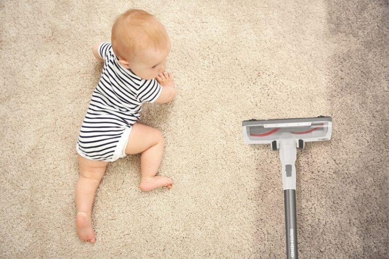 Elektrikli süpürge ile İdil